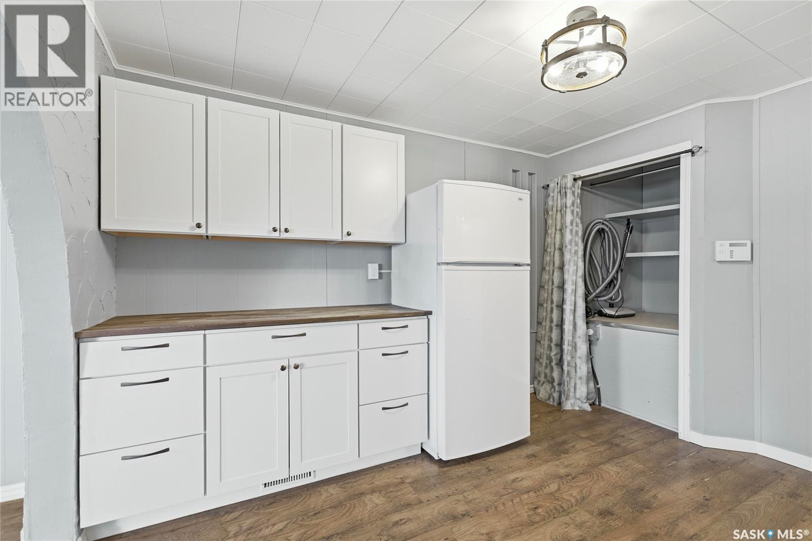 2323 Osler Street, Regina, Saskatchewan  S4P 1X2 - Photo 7 - SK033397