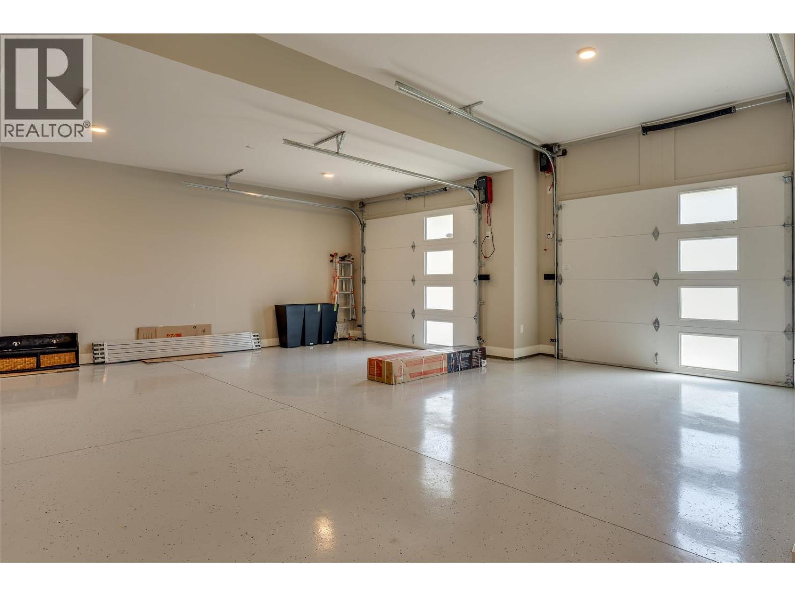 3303 Water Birch Circle Kelowna Photo 41