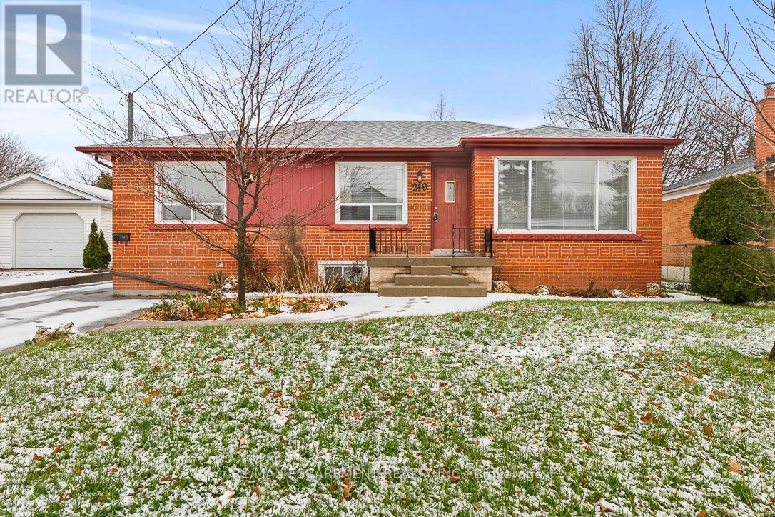 Lower - 249 Southview Road, Oakville, Ontario  L6K 2P2 - Photo 1 - W13020784