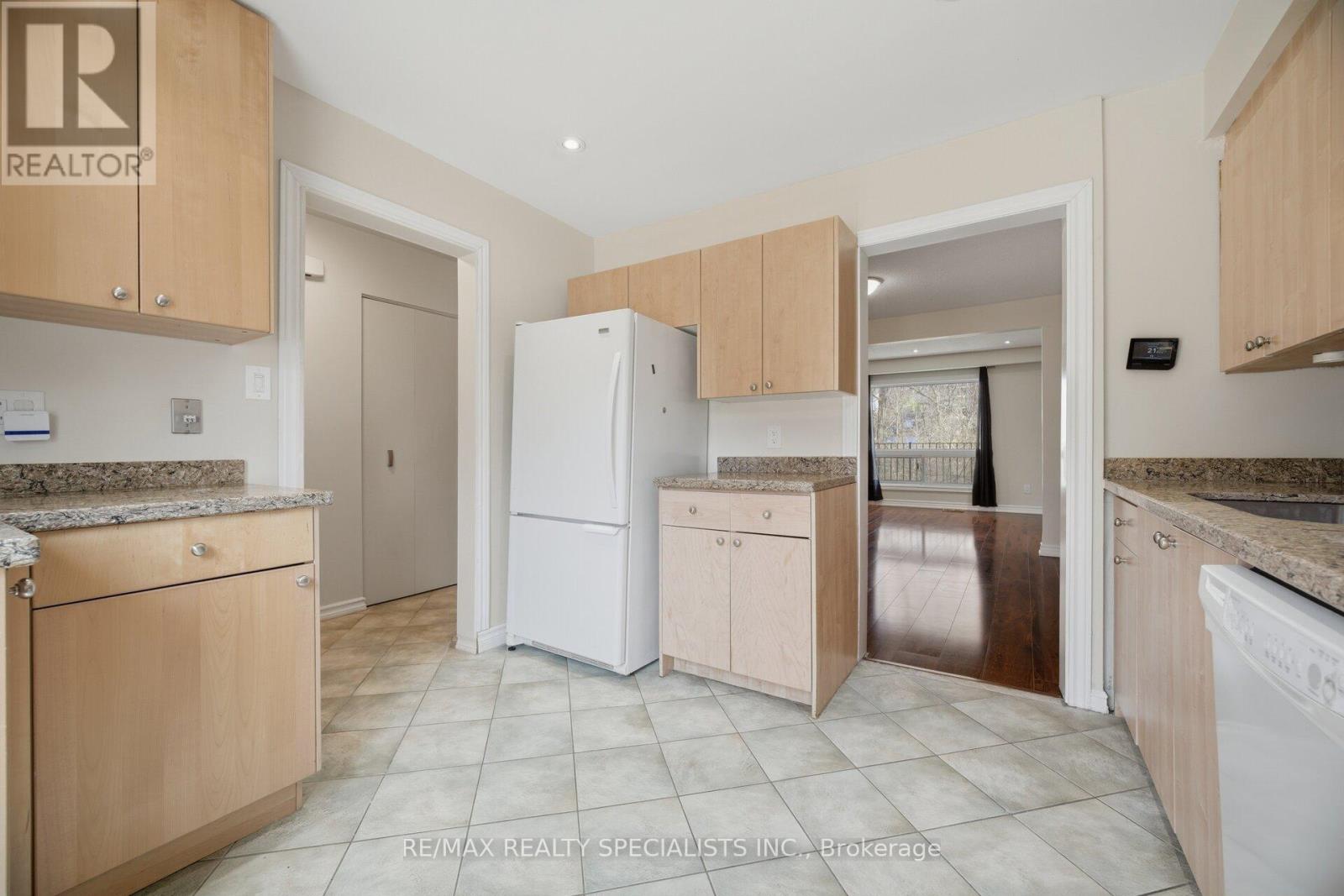 106 - 701 Burnhamthorpe Road, Toronto, Ontario  M9C 2Z6 - Photo 10 - W13020800