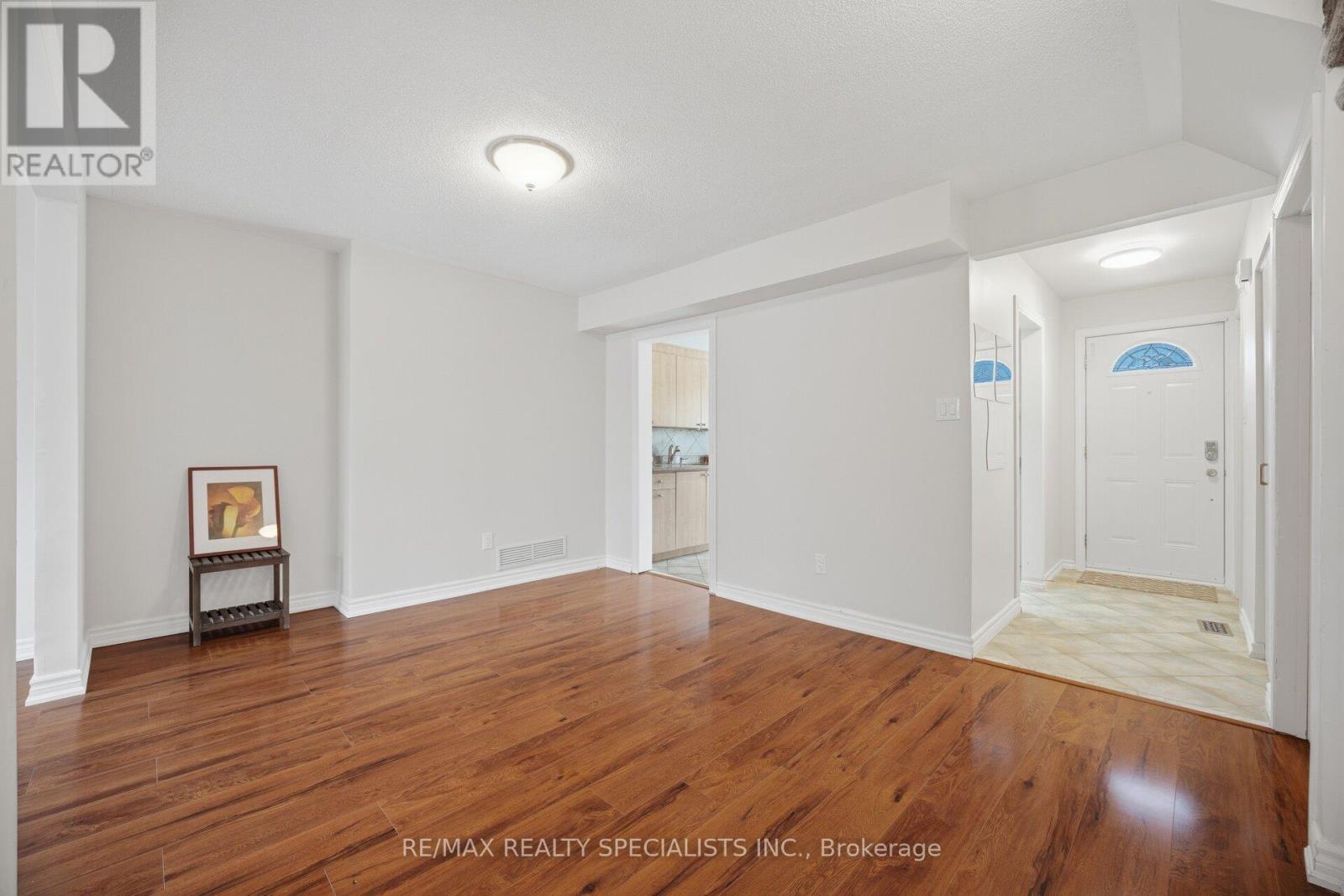 106 - 701 Burnhamthorpe Road, Toronto, Ontario  M9C 2Z6 - Photo 11 - W13020800