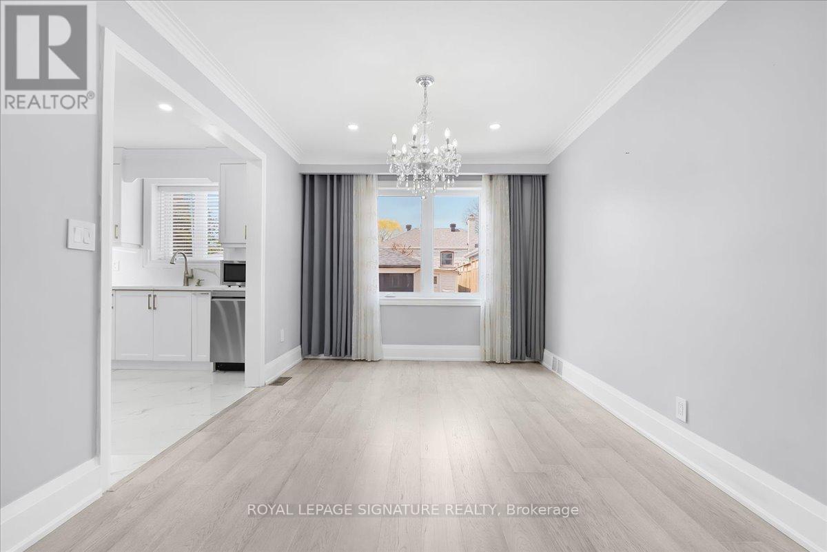 90a Bicknell Avenue, Toronto, Ontario  M6M 4G7 - Photo 6 - W13020838