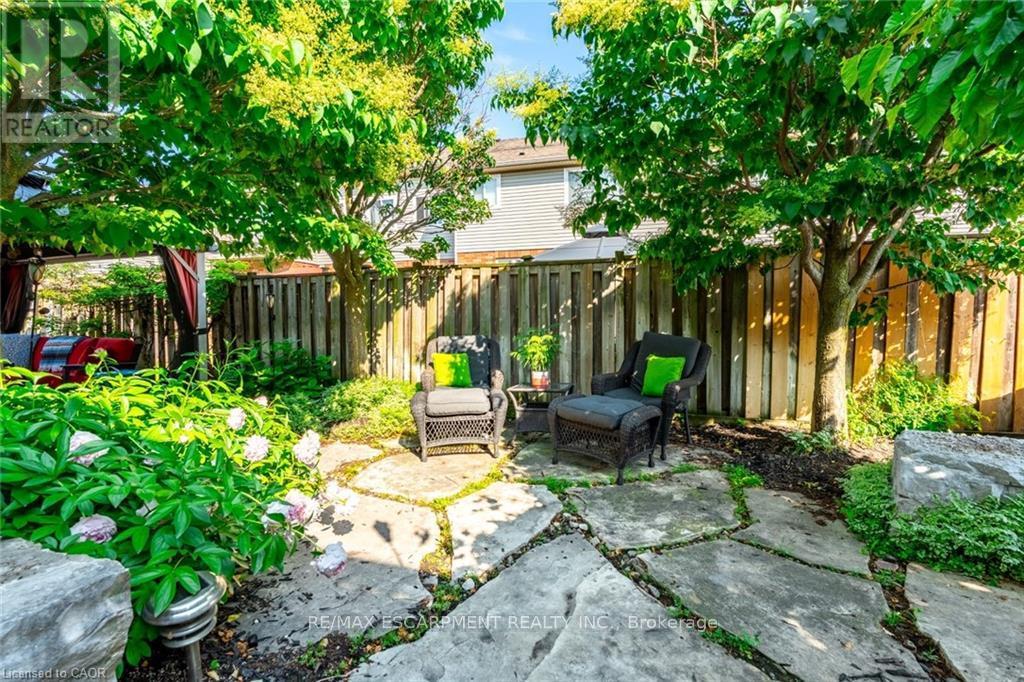 2338 Norland Drive, Burlington, Ontario  L7L 7E6 - Photo 43 - W13020902