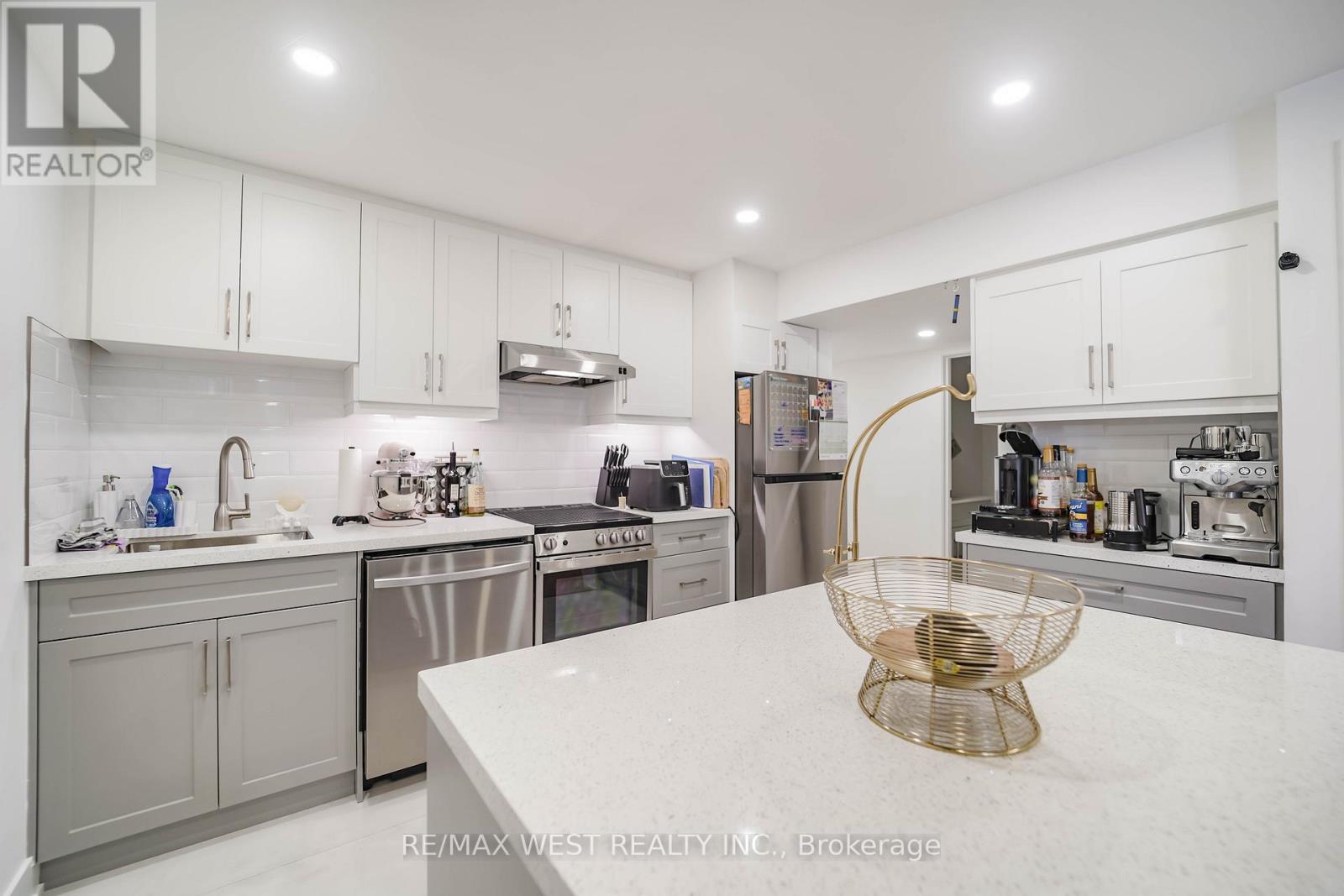 4296 Claypine Rise, Mississauga, Ontario  L4W 2G6 - Photo 18 - W13020932