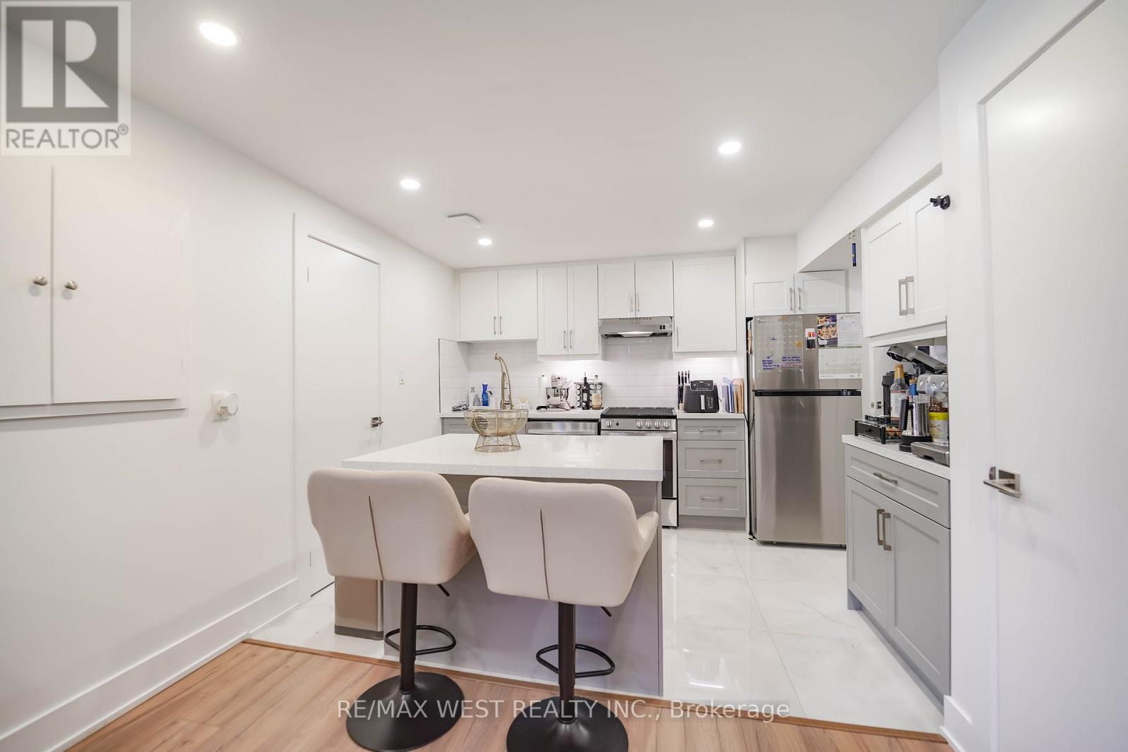 4296 Claypine Rise, Mississauga, Ontario  L4W 2G6 - Photo 19 - W13020932