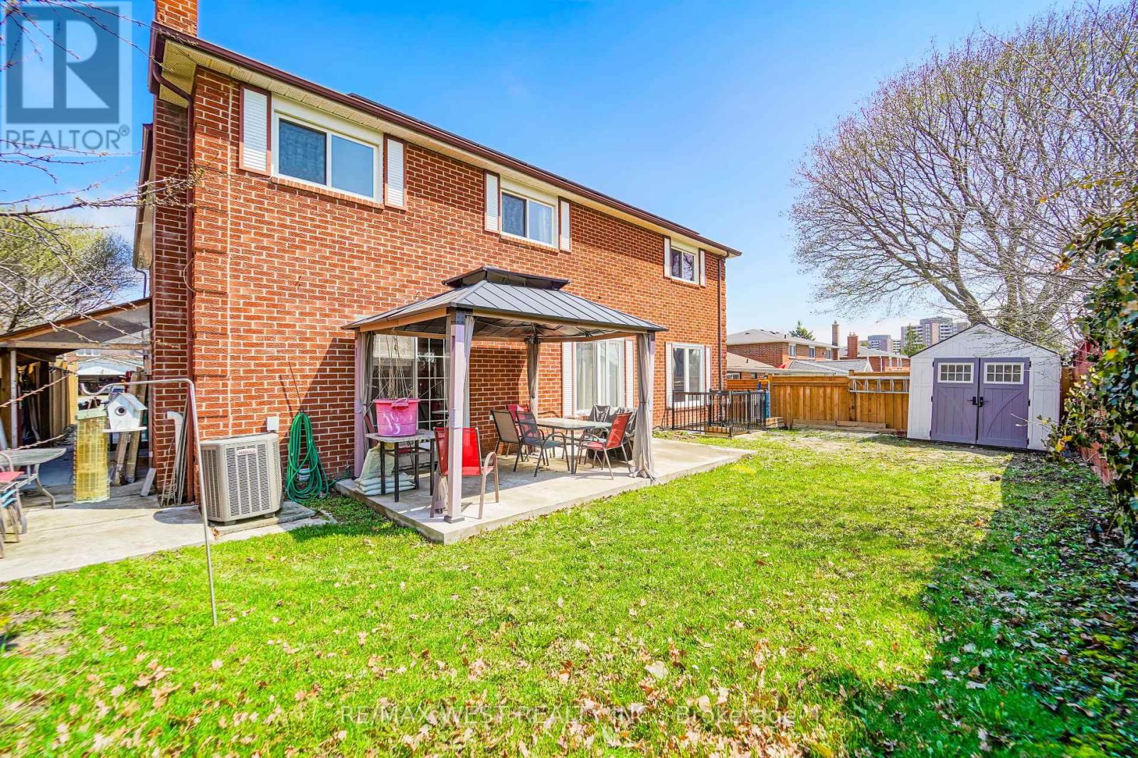 4296 Claypine Rise, Mississauga, Ontario  L4W 2G6 - Photo 24 - W13020932