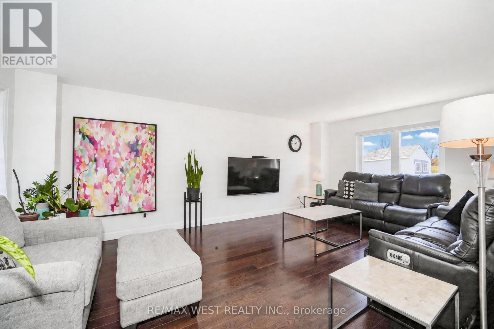 4296 Claypine Rise, Mississauga, Ontario  L4W 2G6 - Photo 5 - W13020932