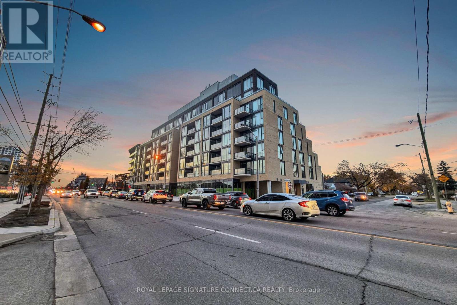 208 - 6 CHARTWELL ROAD, Toronto, Ontario