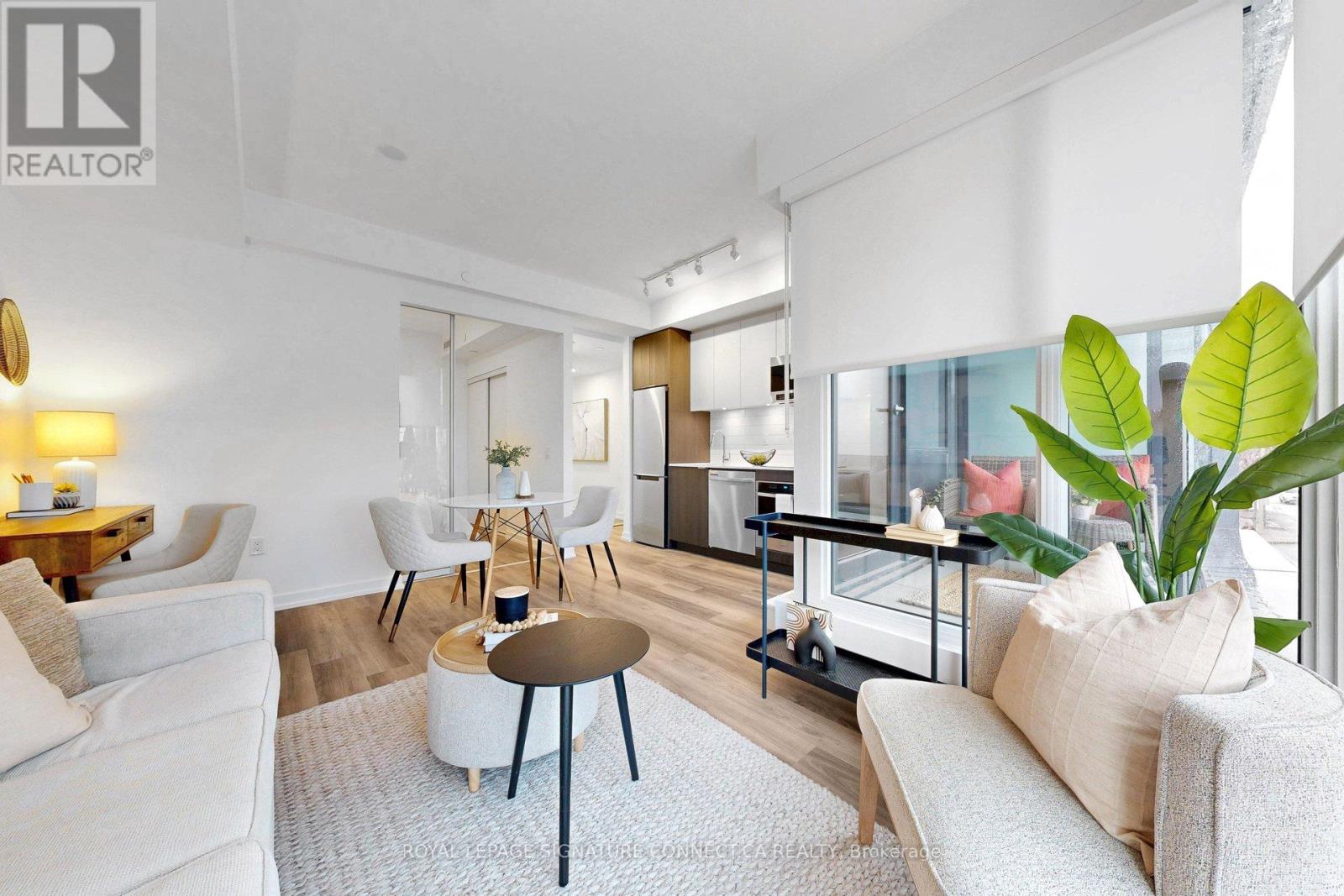 208 - 6 Chartwell Road, Toronto, Ontario  M8Z 0H2 - Photo 11 - W13020974