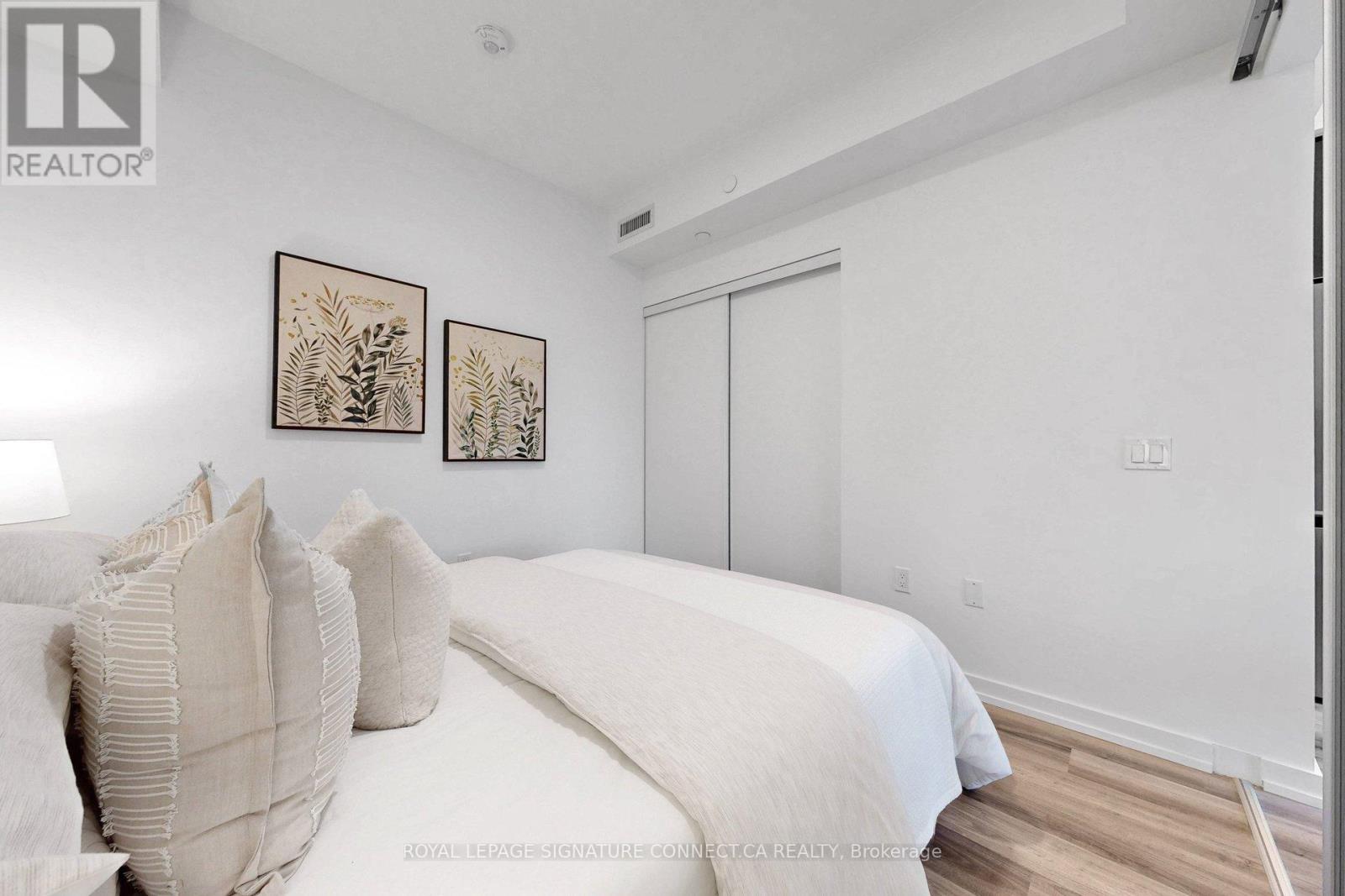 208 - 6 Chartwell Road, Toronto, Ontario  M8Z 0H2 - Photo 15 - W13020974