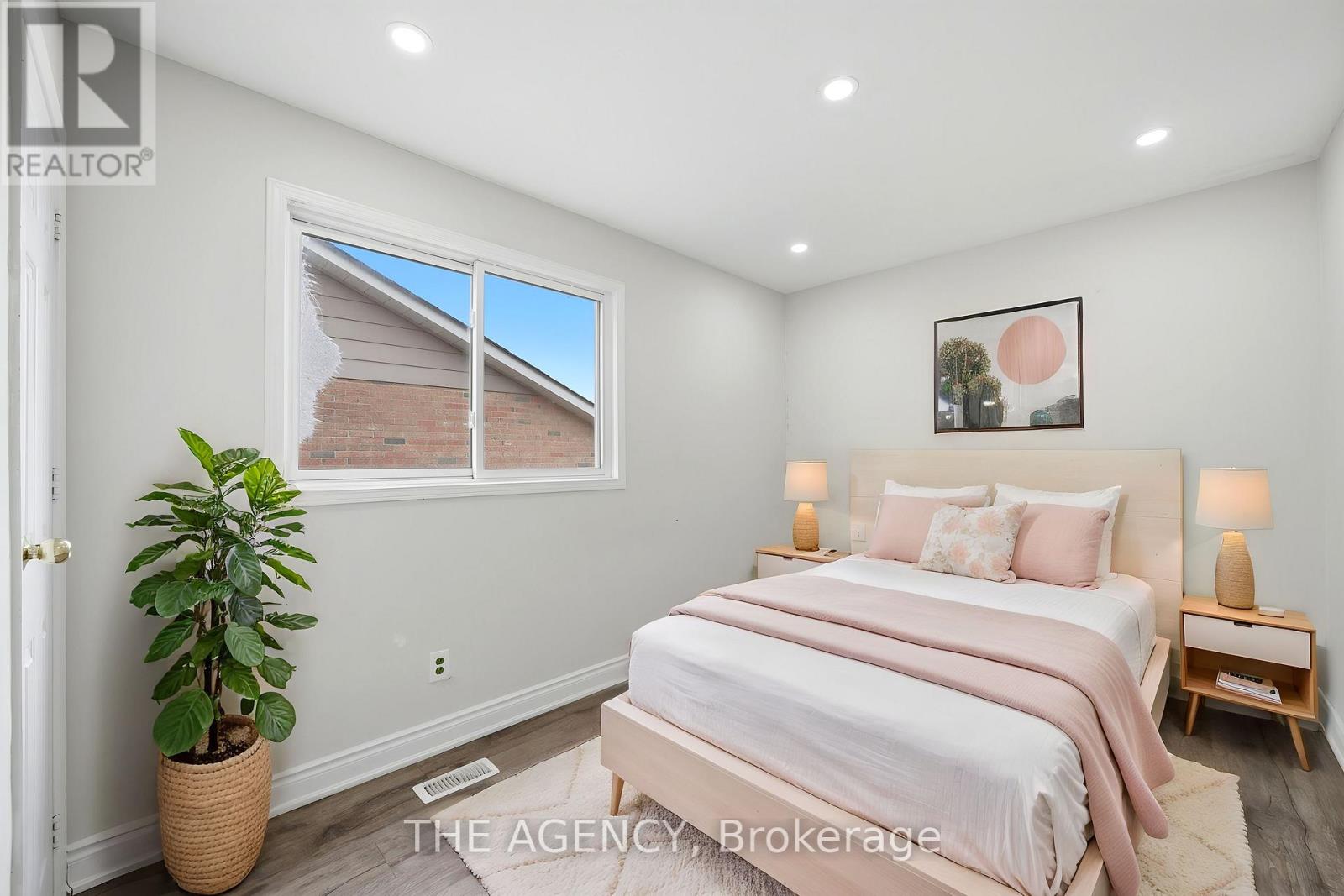 416 Hansen Road N, Brampton (Madoc), Ontario  L6V 3P7 - Photo 23 - W13021006