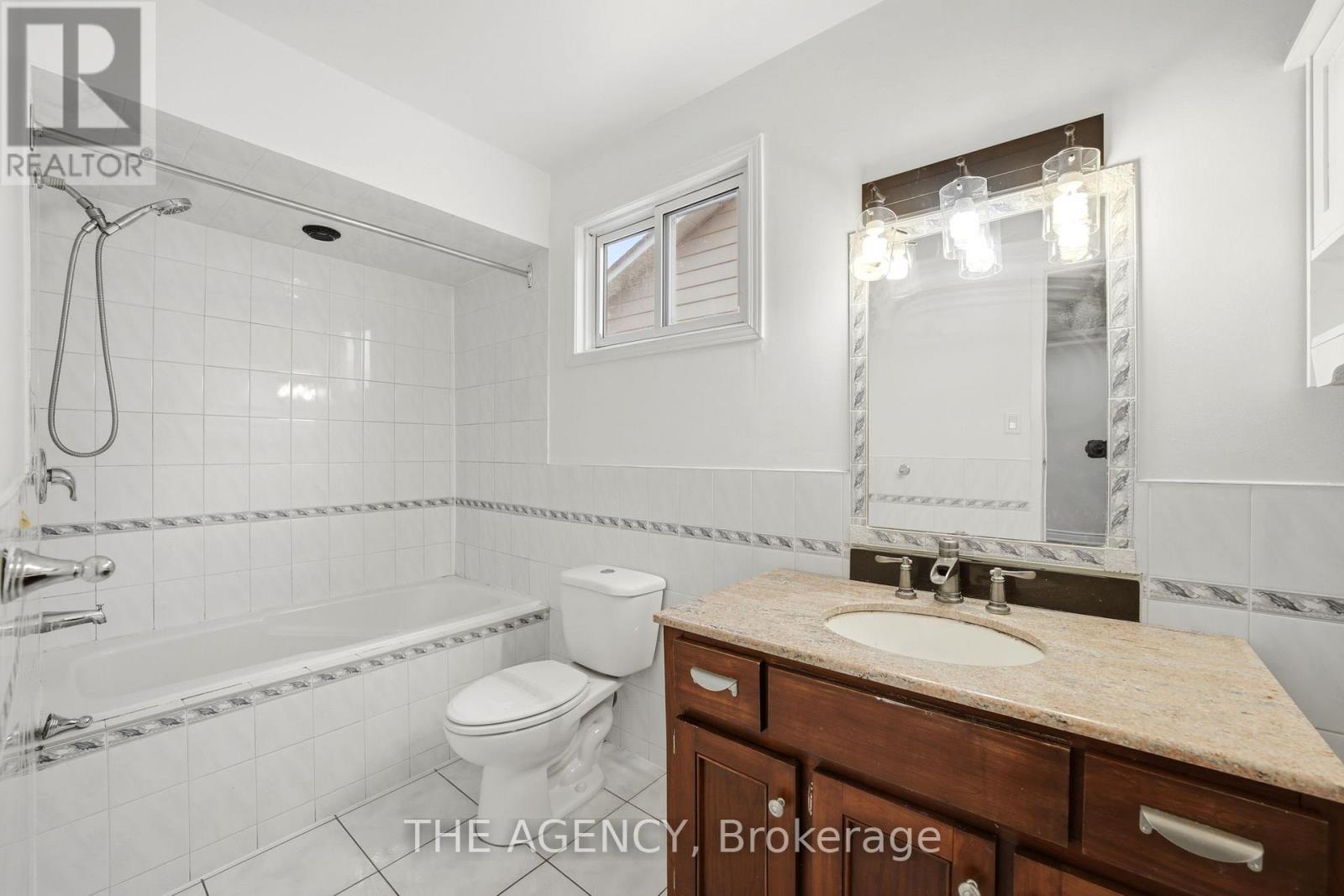 416 Hansen Road N, Brampton (Madoc), Ontario  L6V 3P7 - Photo 28 - W13021006