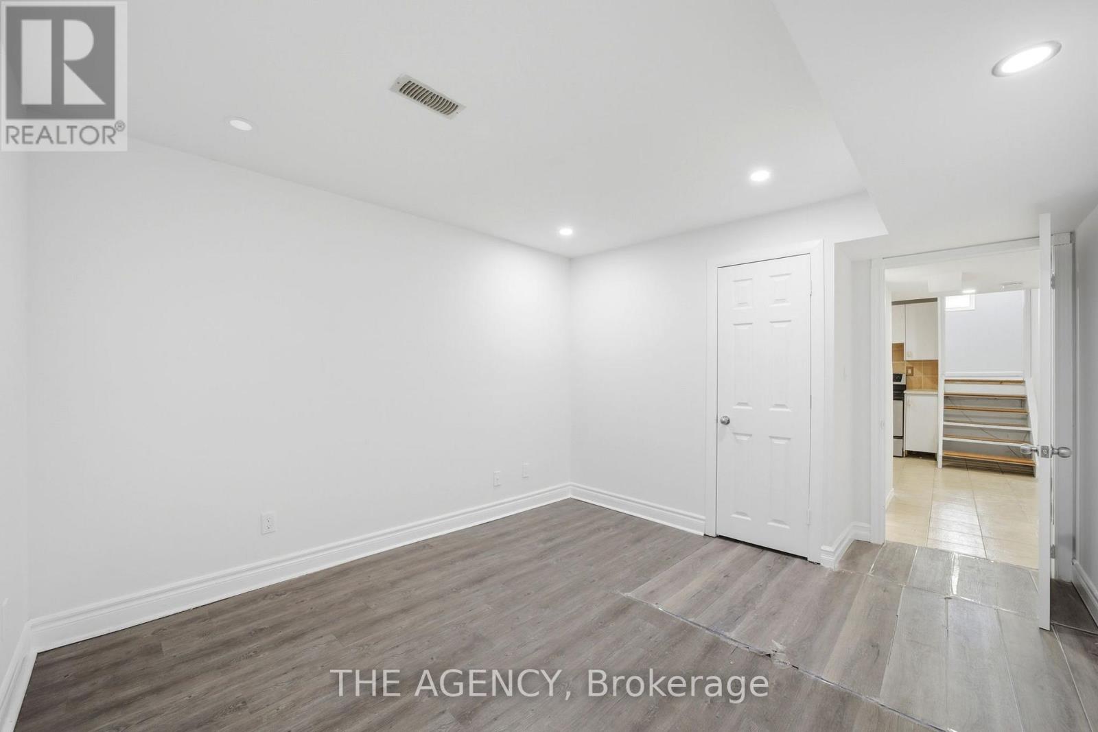 416 Hansen Road N, Brampton (Madoc), Ontario  L6V 3P7 - Photo 30 - W13021006