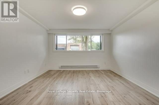 Lower - 148 Portland Street, Toronto, Ontario  M8Y 1B2 - Photo 13 - W13021024