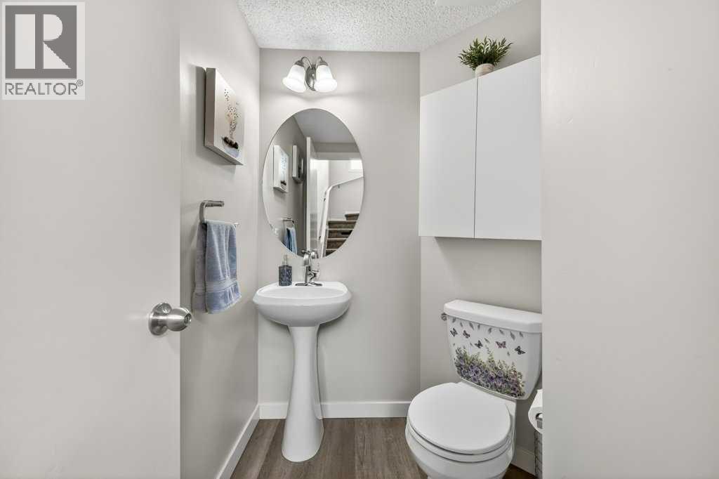 370 Prestwick Circle Se, Calgary, Alberta  T2Z 4P4 - Photo 12 - A2302471