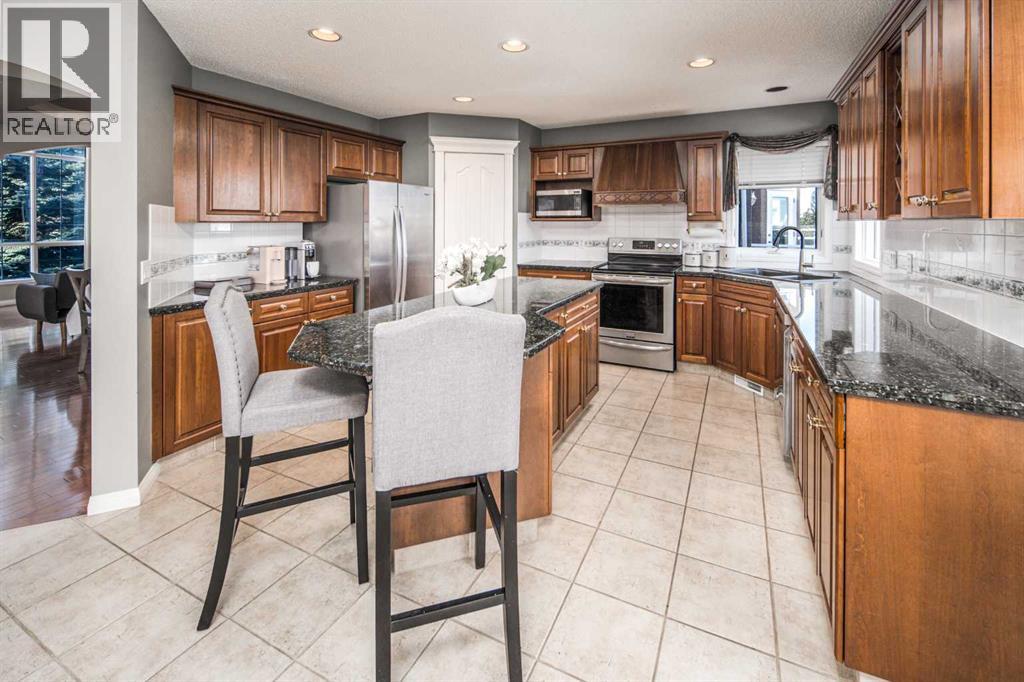 143 Hamptons Terrace Nw, Calgary, Alberta  T3A 5S3 - Photo 9 - A2303496