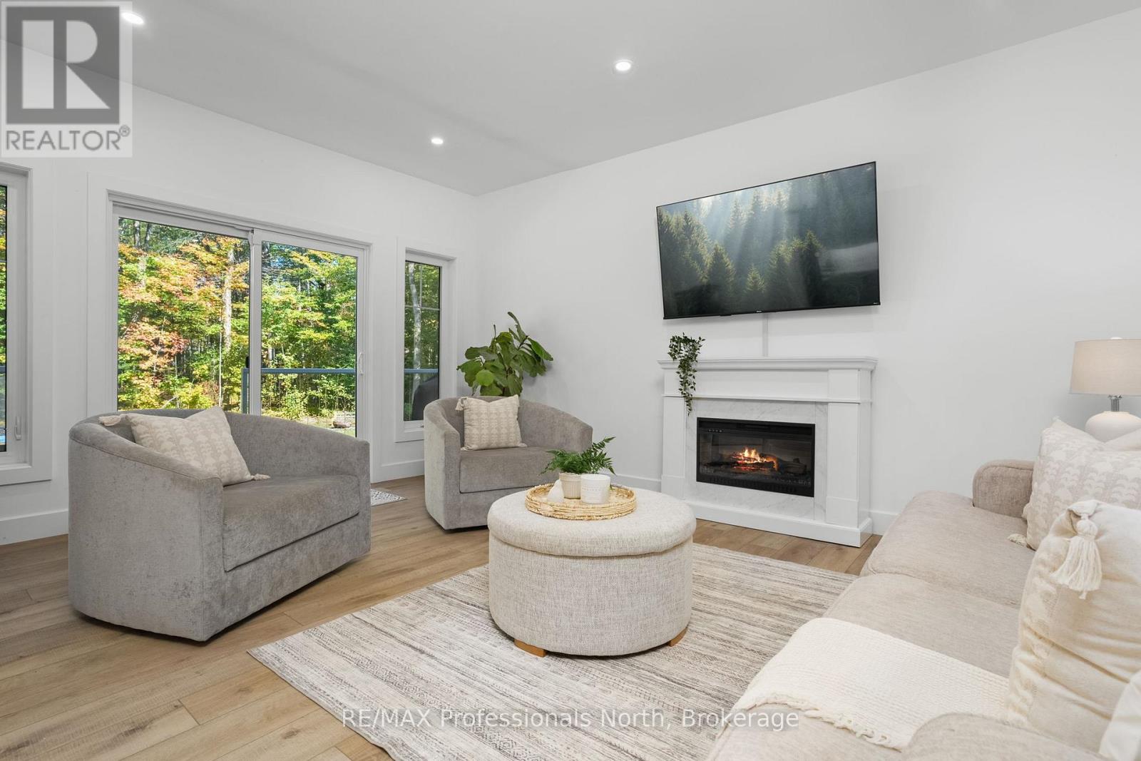 1034 Xavier Street, Gravenhurst, Ontario  P0E 1G0 - Photo 16 - X12951778