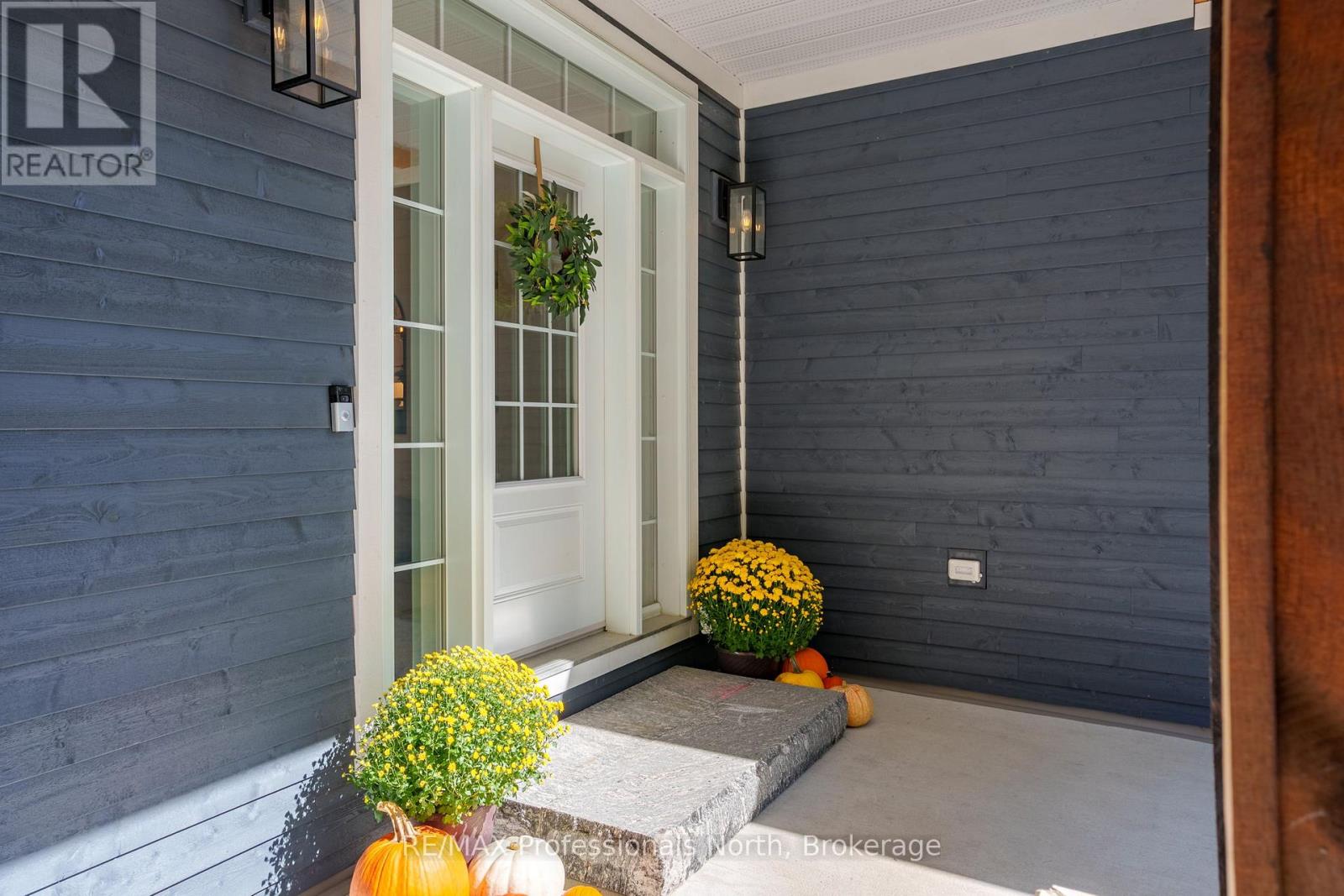 1034 Xavier Street, Gravenhurst, Ontario  P0E 1G0 - Photo 4 - X12951778