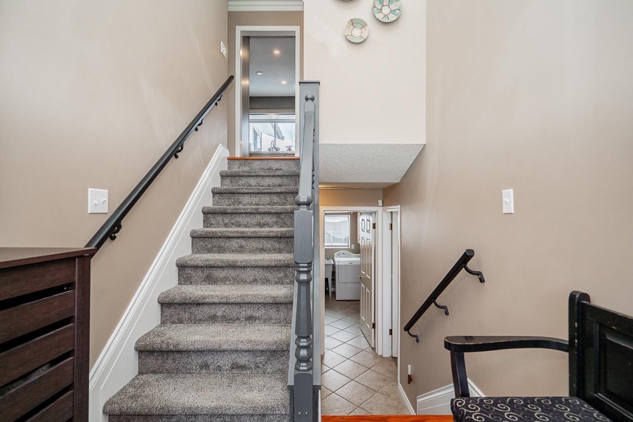 18320 59a Avenue, Surrey, British Columbia  V3S 5Y1 - Photo 22 - R3113132