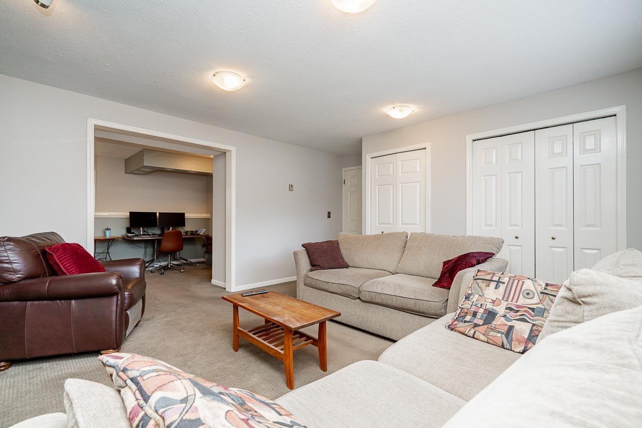 18320 59a Avenue, Surrey, British Columbia  V3S 5Y1 - Photo 25 - R3113132