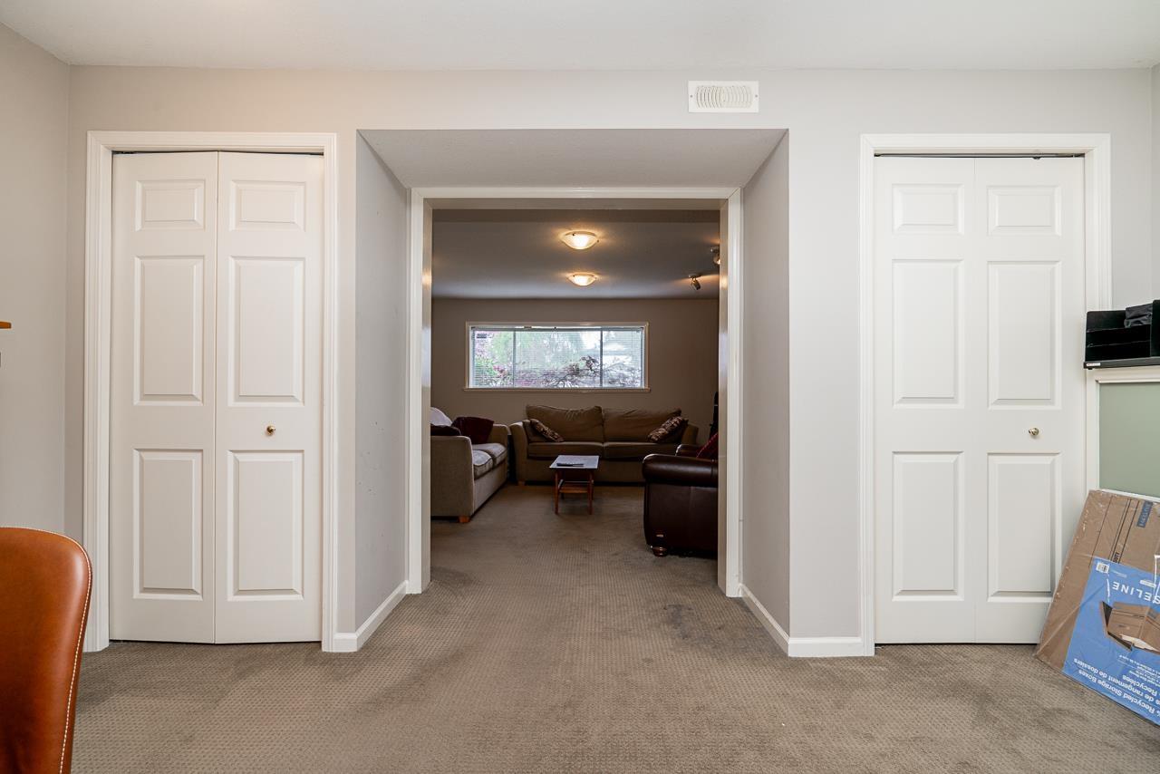 18320 59a Avenue, Surrey, British Columbia  V3S 5Y1 - Photo 27 - R3113132