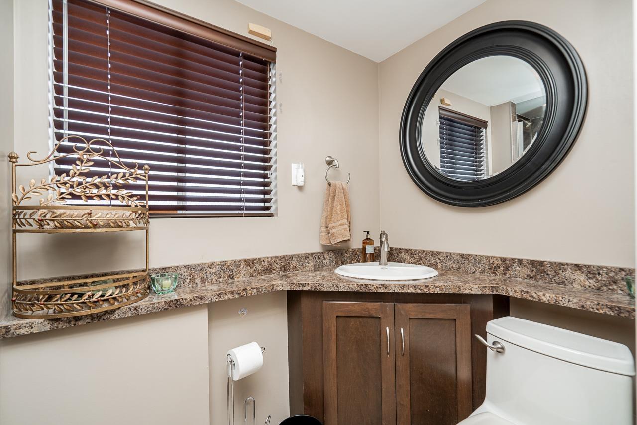 18320 59a Avenue, Surrey, British Columbia  V3S 5Y1 - Photo 31 - R3113132