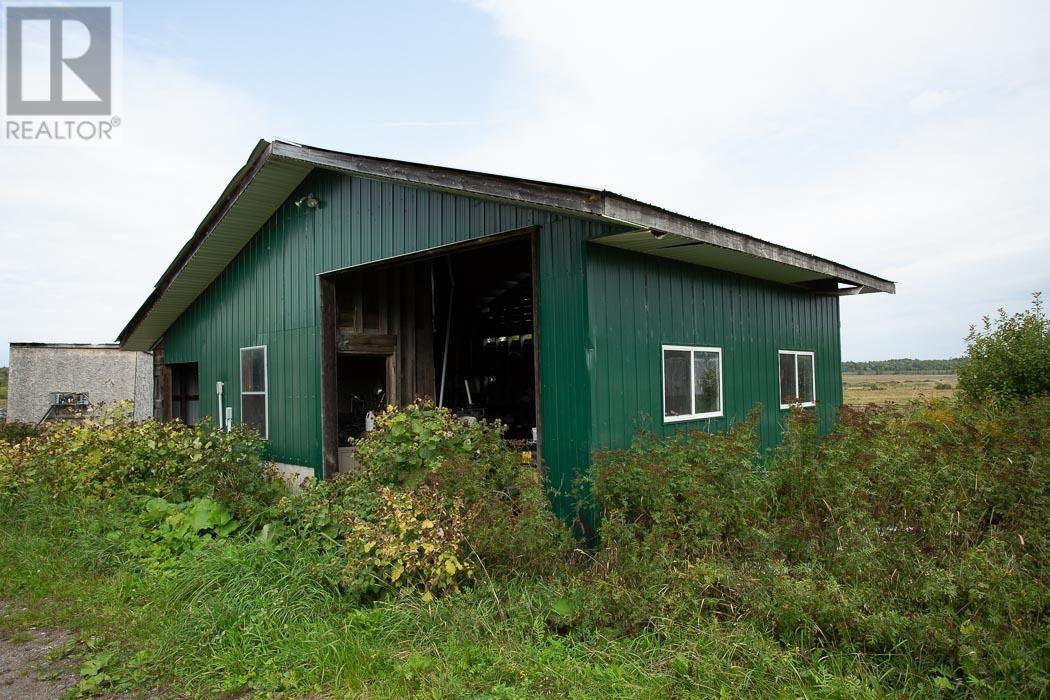 3064 Government Rd, Group 1, Township Of Tarbutt, Ontario  P0R 1E0 - Photo 36 - SM252799