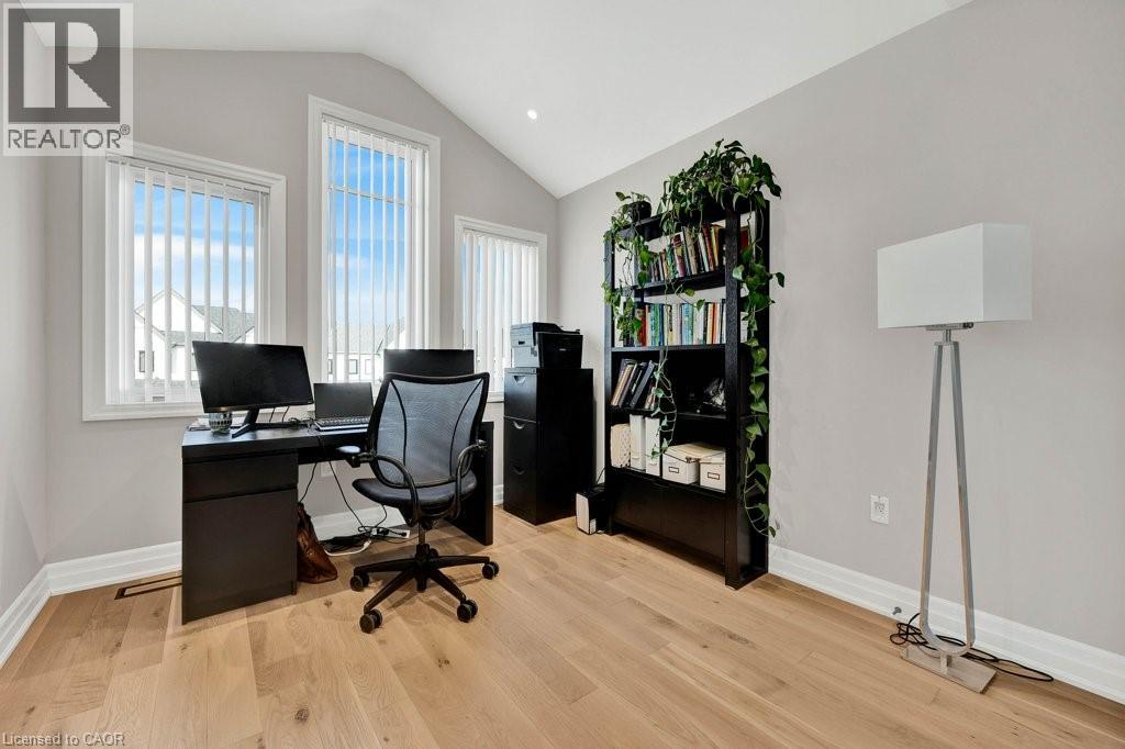 124 Forestwalk Street, Kitchener, Ontario  N2R 0S9 - Photo 14 - 40821417