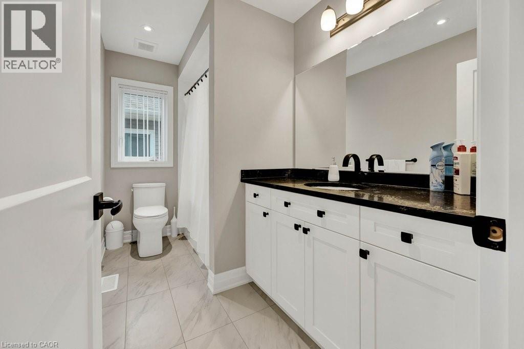 124 Forestwalk Street, Kitchener, Ontario  N2R 0S9 - Photo 16 - 40821417