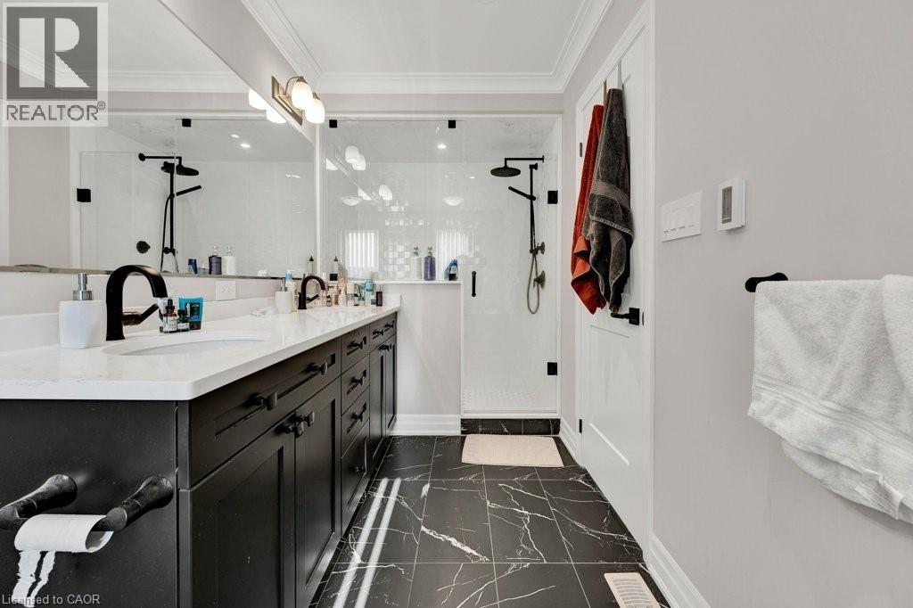 124 Forestwalk Street, Kitchener, Ontario  N2R 0S9 - Photo 19 - 40821417