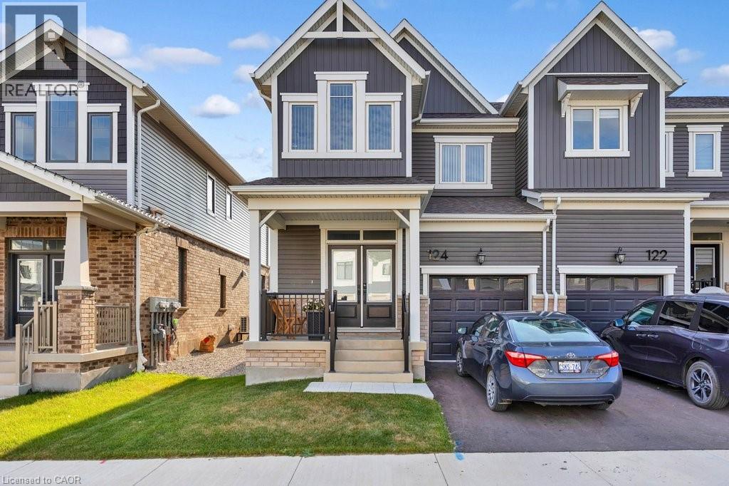 124 Forestwalk Street, Kitchener, Ontario  N2R 0S9 - Photo 2 - 40821417