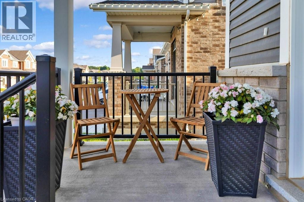 124 Forestwalk Street, Kitchener, Ontario  N2R 0S9 - Photo 3 - 40821417