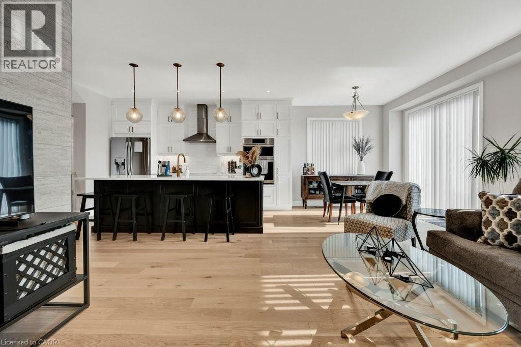 124 Forestwalk Street, Kitchener, Ontario  N2R 0S9 - Photo 7 - 40821417