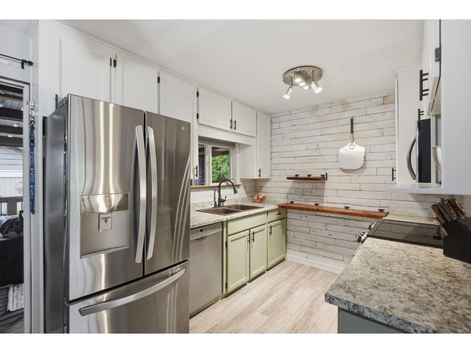 5565 Webster Road, Sardis South, Chilliwack, British Columbia  V2R 4P6 - Photo 10 - R3112580