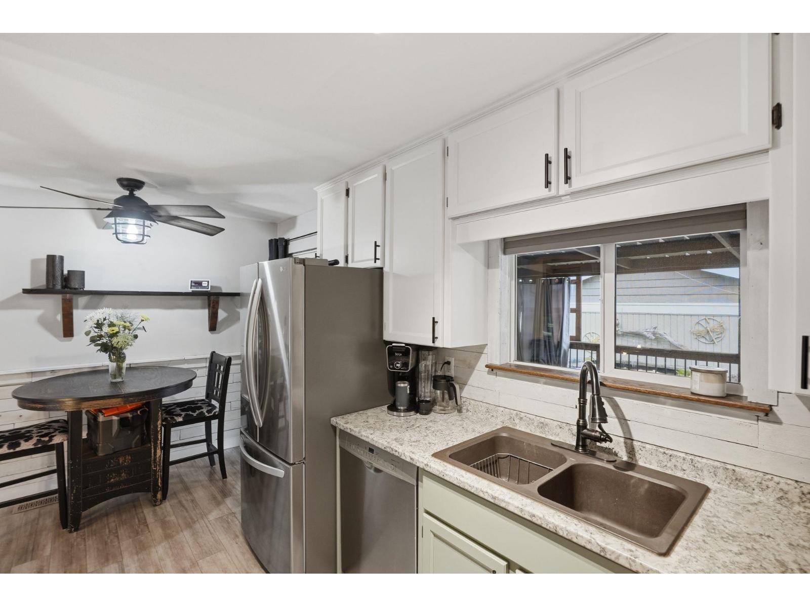 5565 Webster Road, Sardis South, Chilliwack, British Columbia  V2R 4P6 - Photo 12 - R3112580