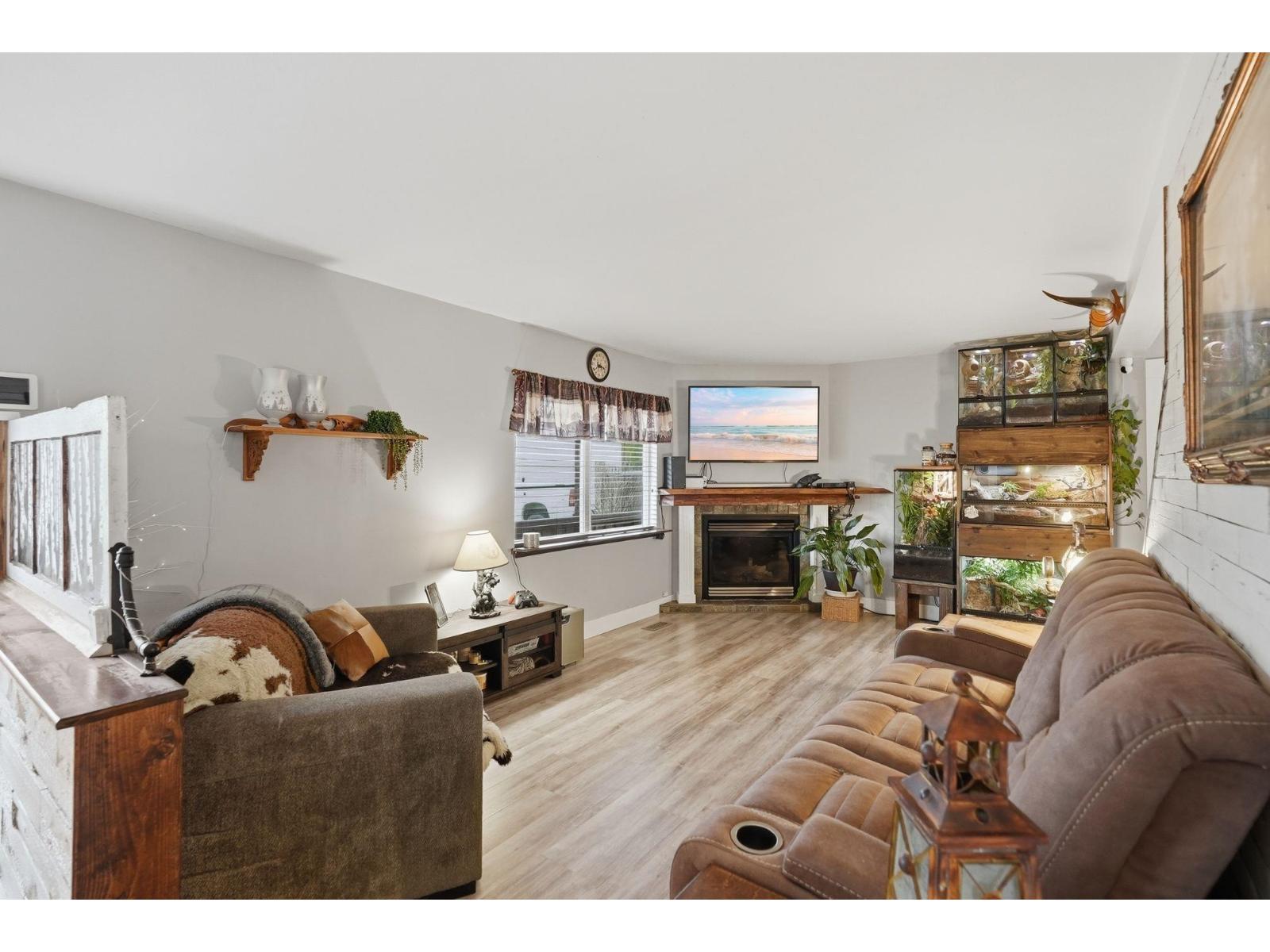 5565 Webster Road, Sardis South, Chilliwack, British Columbia  V2R 4P6 - Photo 5 - R3112580