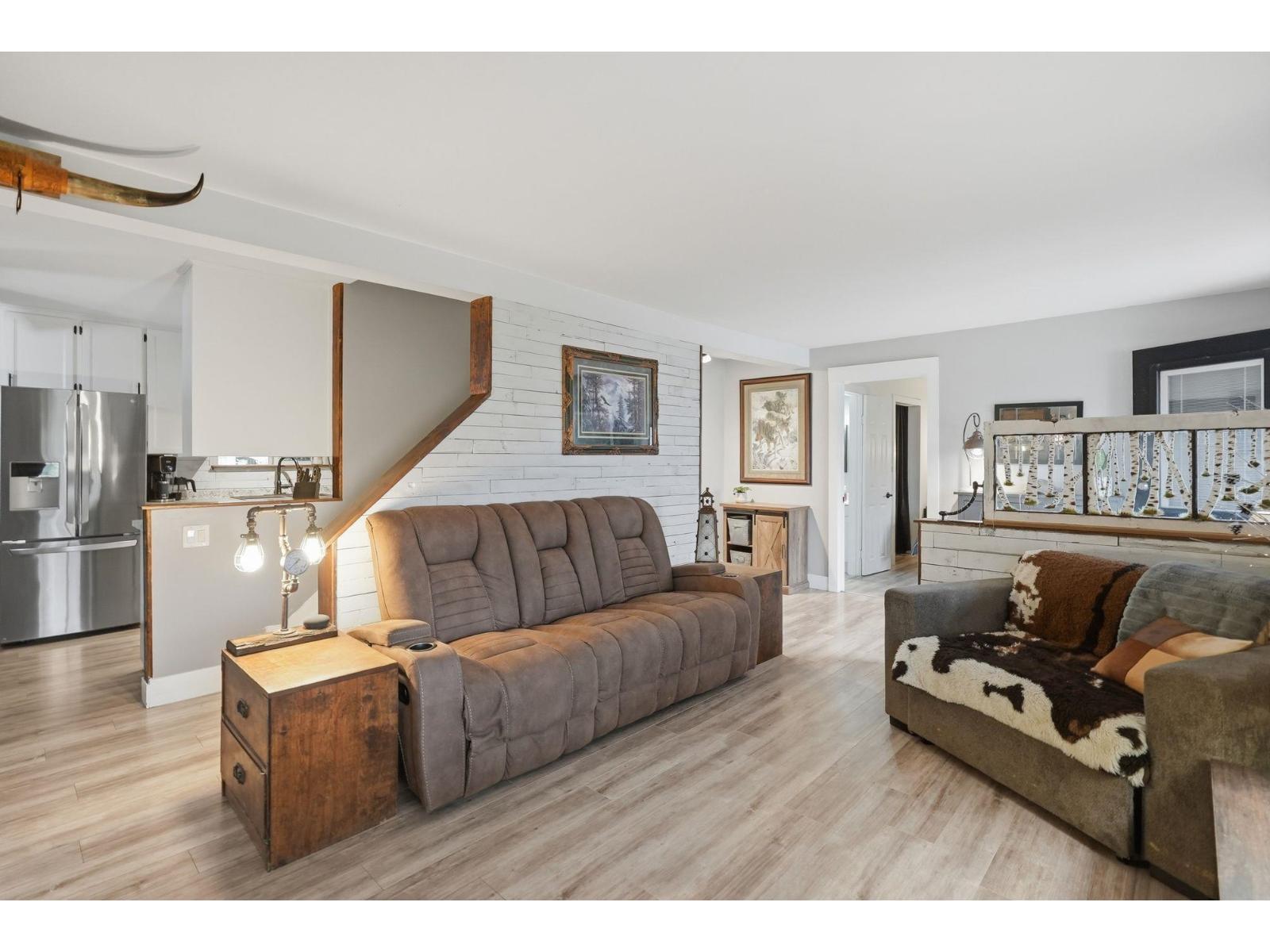 5565 Webster Road, Sardis South, Chilliwack, British Columbia  V2R 4P6 - Photo 8 - R3112580