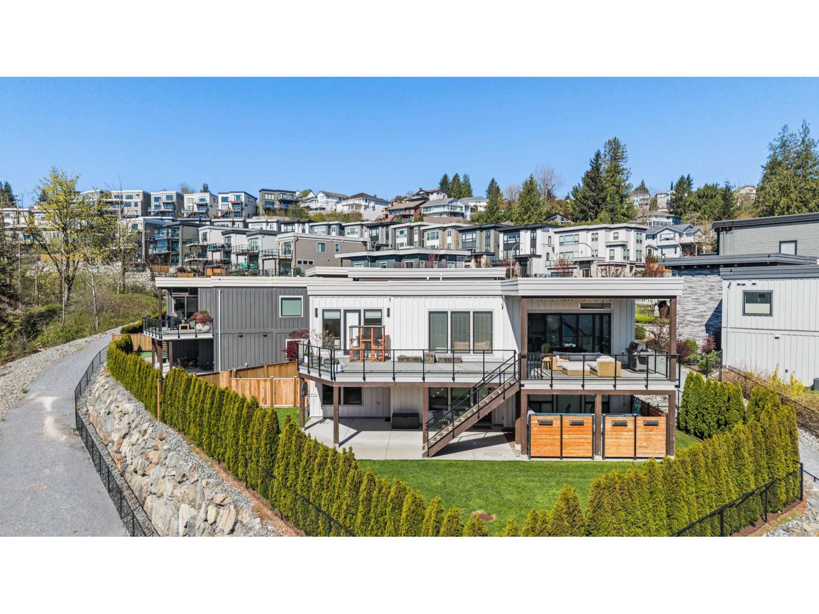 35990 Timberlane Drive, Abbotsford, British Columbia  V3G 0H5 - Photo 2 - R3111168