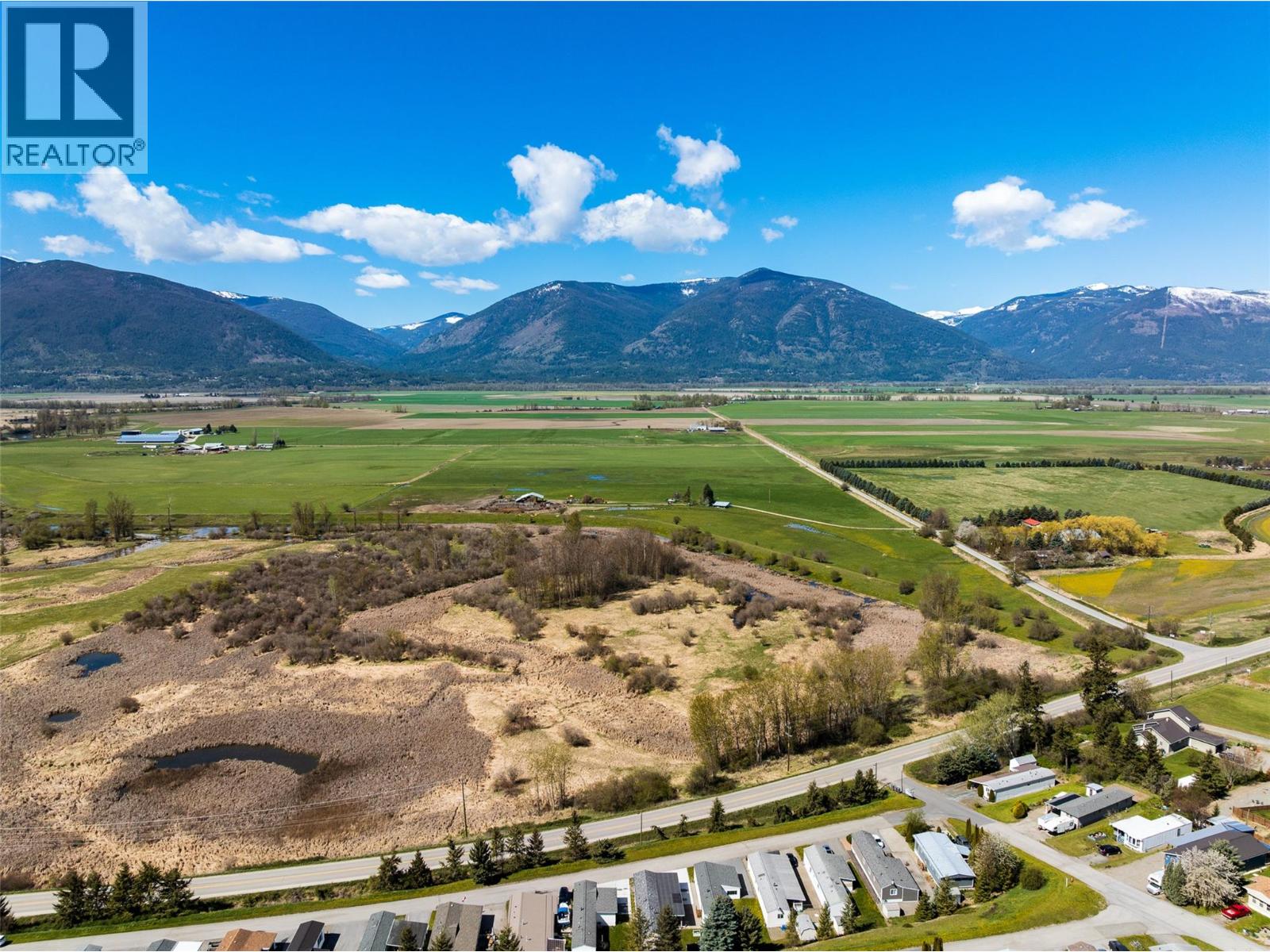 305 Kootenay River Road, Creston, British Columbia  V0B 1G0 - Photo 16 - 2466359