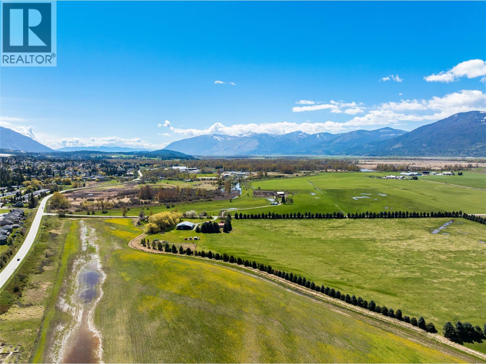 305 Kootenay River Road, Creston, British Columbia  V0B 1G0 - Photo 19 - 2466359