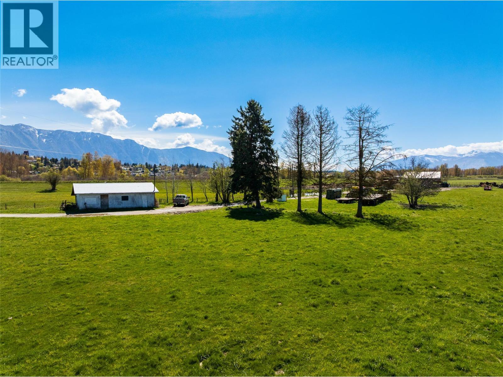 305 Kootenay River Road, Creston, British Columbia  V0B 1G0 - Photo 23 - 2466359
