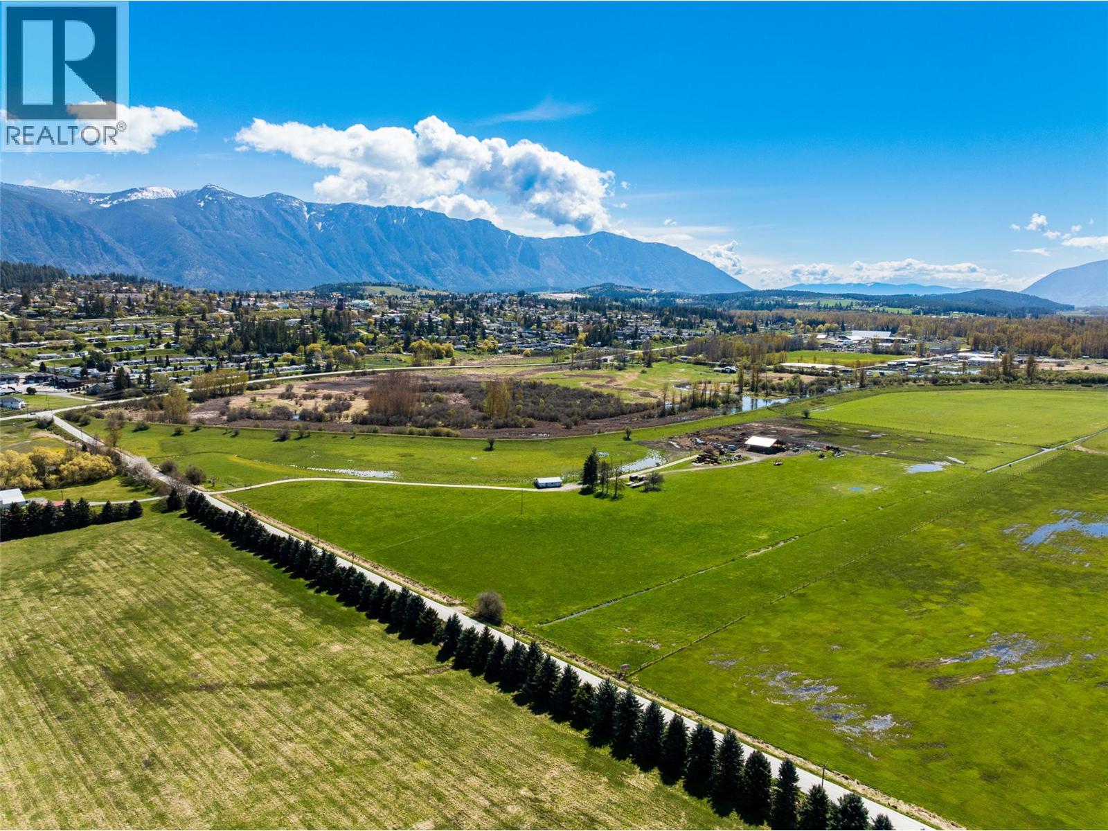 305 Kootenay River Road, Creston, British Columbia  V0B 1G0 - Photo 20 - 2466359