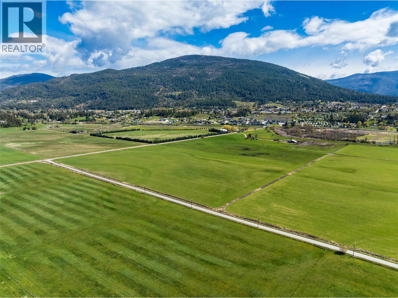 305 Kootenay River Road, Creston, British Columbia  V0B 1G0 - Photo 6 - 2466359