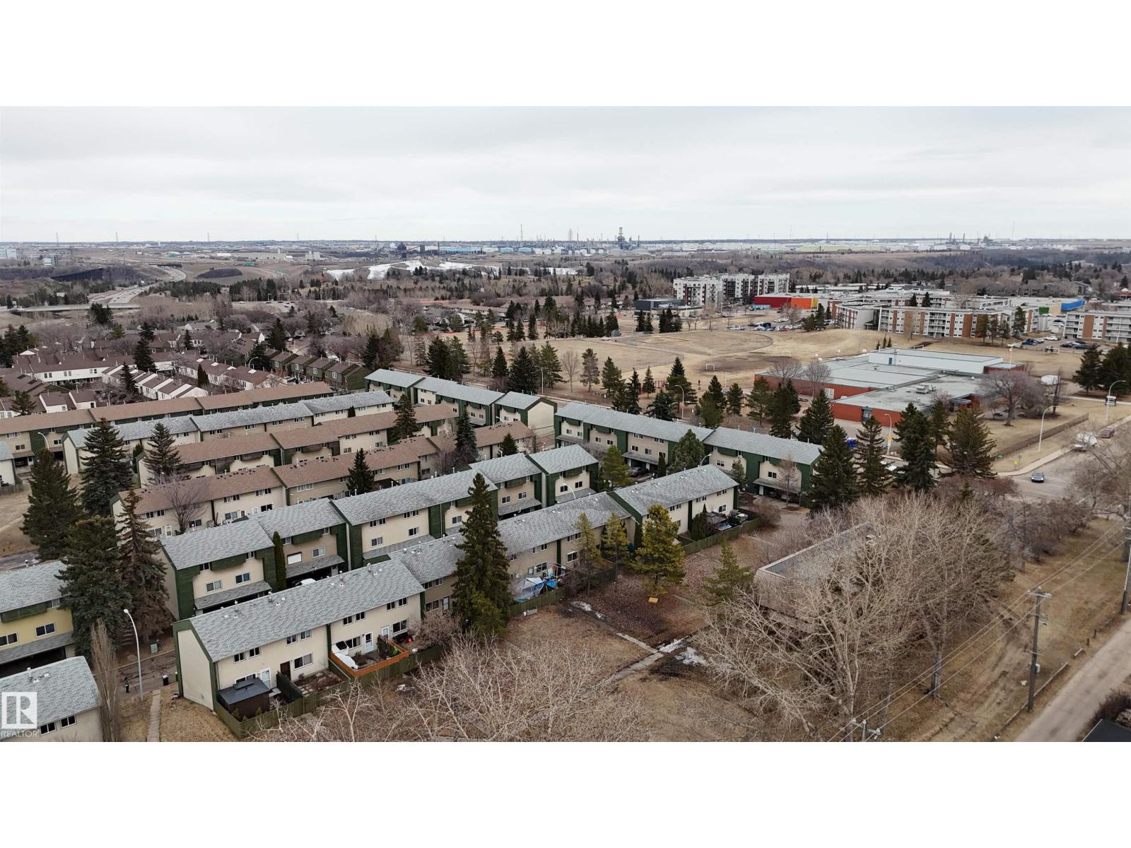 892 Abbottsfield Rd Nw Nw, Edmonton, Alberta  T5W 4R4 - Photo 5 - E4483063