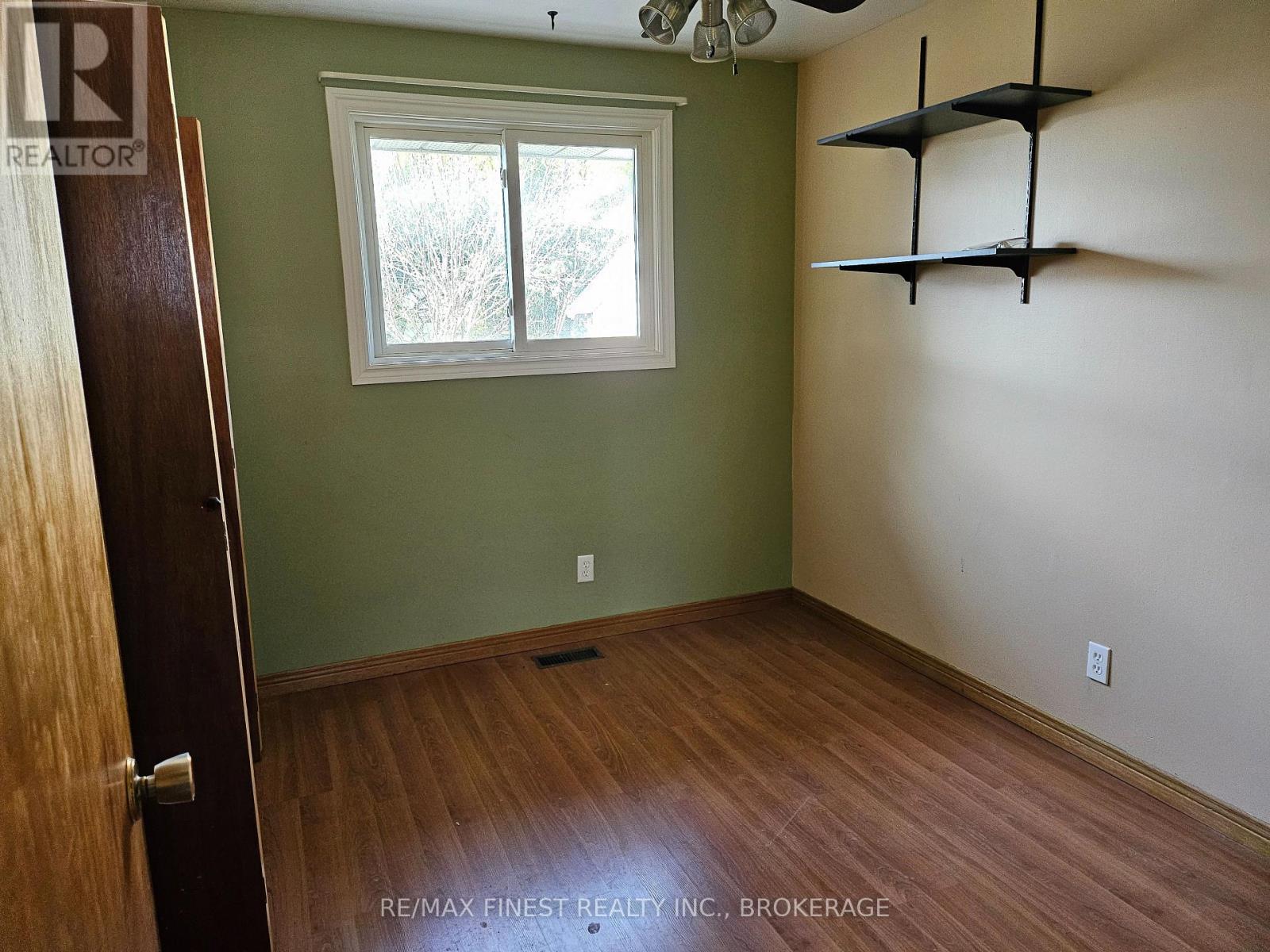 86 Chesterfield Drive, Loyalist, Ontario  K7N 1M2 - Photo 6 - X13021052