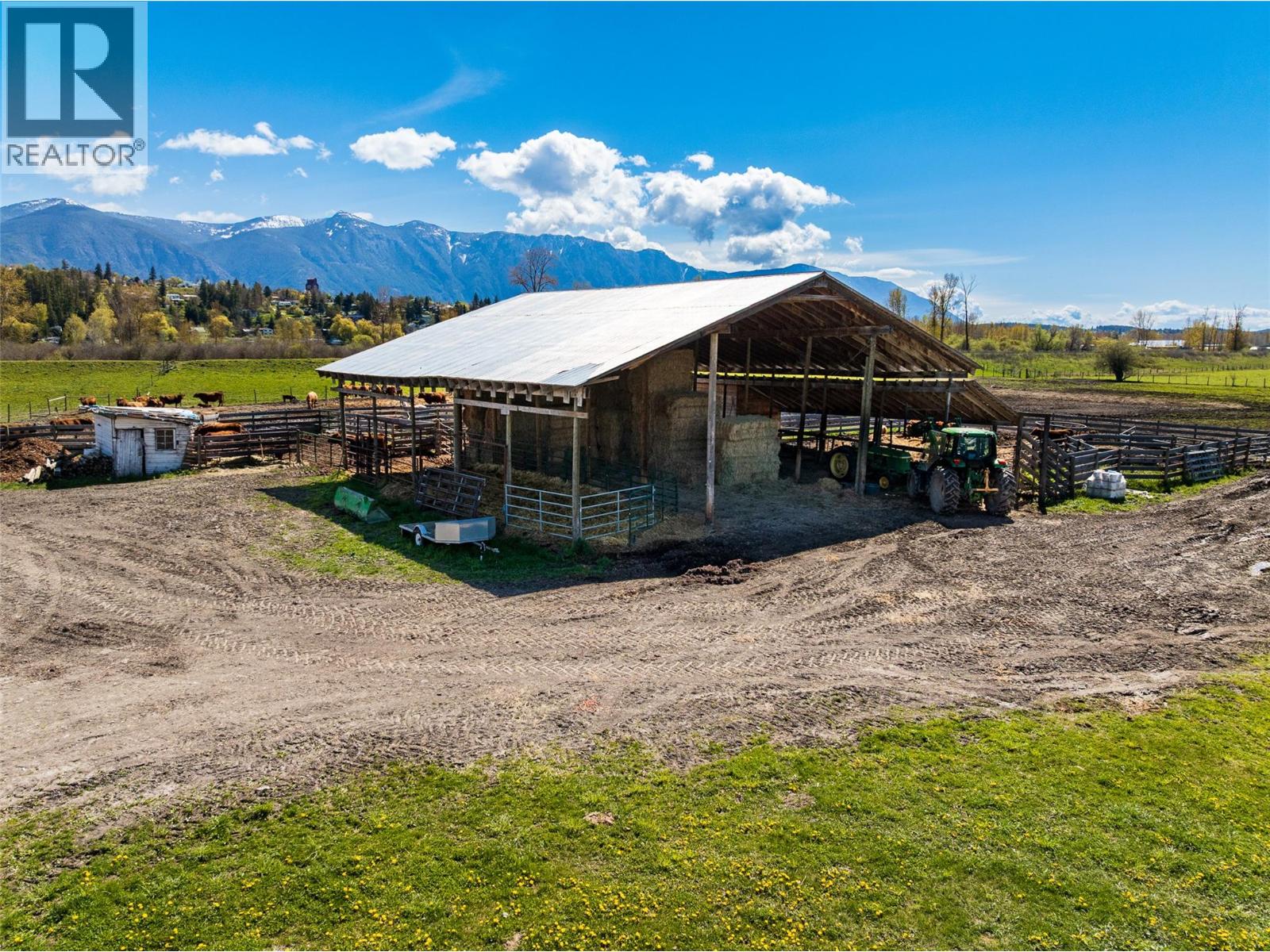 305 Kootenay River Road, Creston, British Columbia  V0B 1G0 - Photo 31 - 2466359