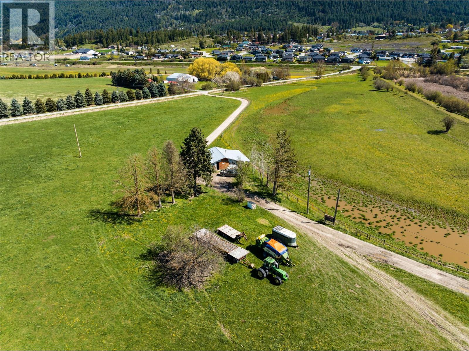 305 Kootenay River Road, Creston, British Columbia  V0B 1G0 - Photo 27 - 2466359
