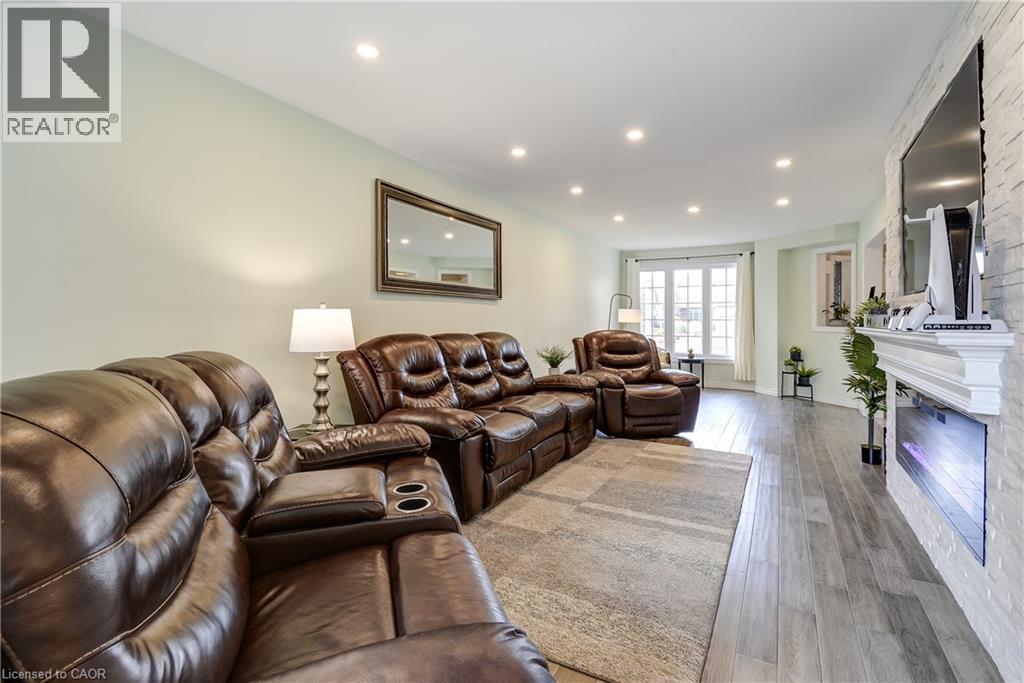 20 Derbyshire Street, Ancaster, Ontario  L9G 4X9 - Photo 9 - 40822441