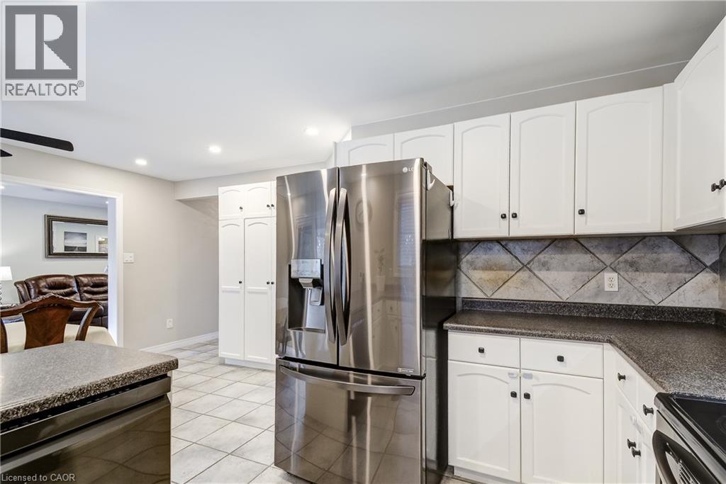 20 Derbyshire Street, Ancaster, Ontario  L9G 4X9 - Photo 18 - 40822441