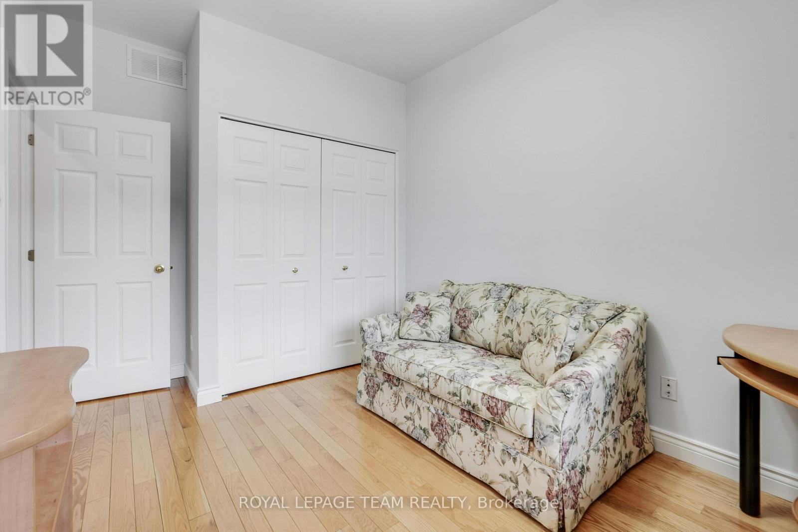 114 Bartlett Private, Ottawa, Ontario  K1V 2A8 - Photo 10 - X13021044